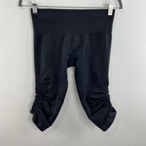 Lululemon In the Flow Crop Capri Leggings Seamless Black Deep Heather Coal 6